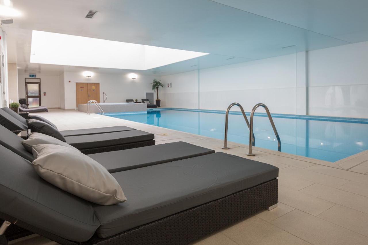 The Oxfordshire Golf & Spa Hotel Thame Exterior foto
