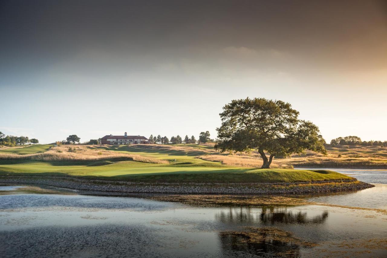 The Oxfordshire Golf & Spa Hotel Thame Exterior foto