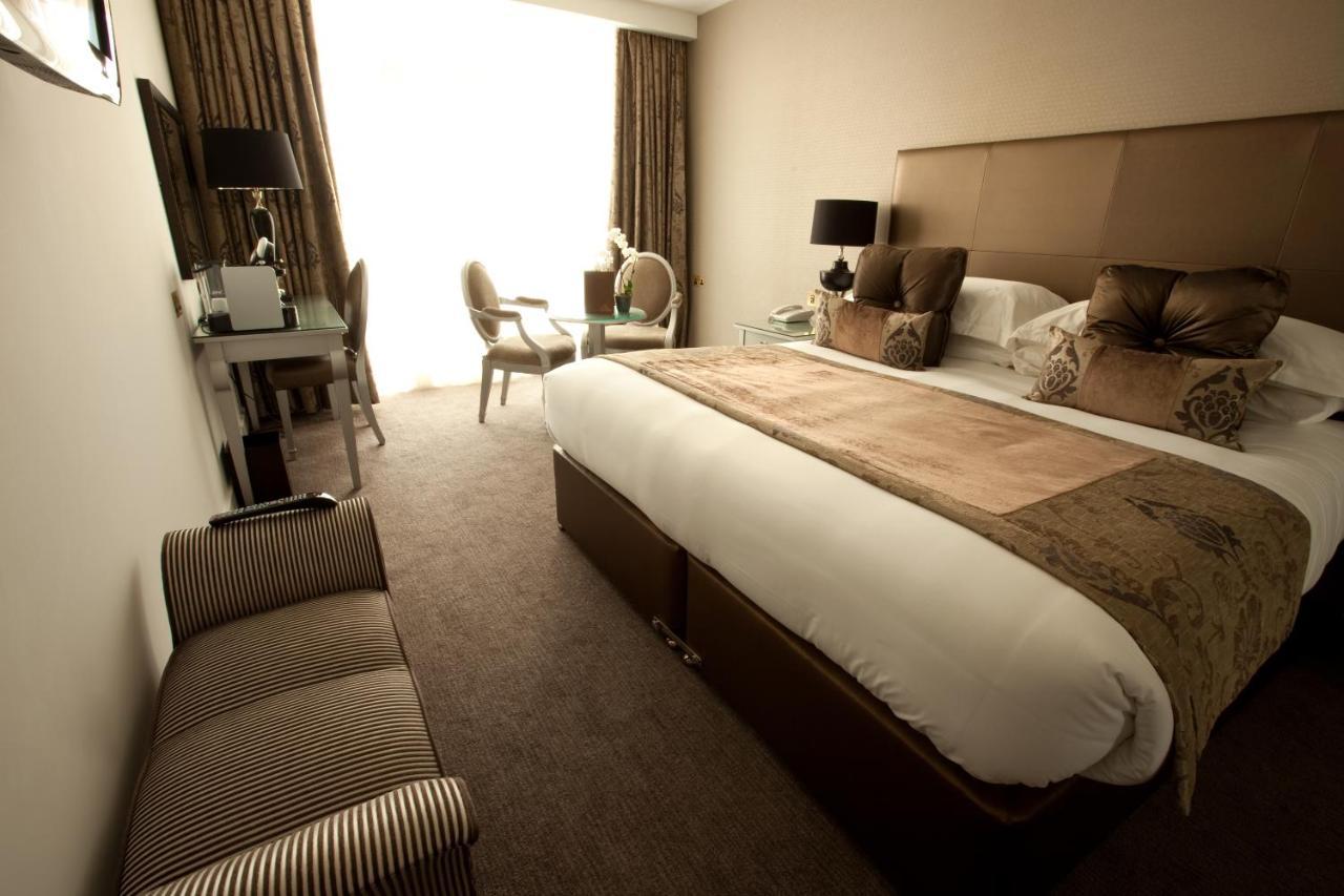 The Oxfordshire Golf & Spa Hotel Thame Exterior foto