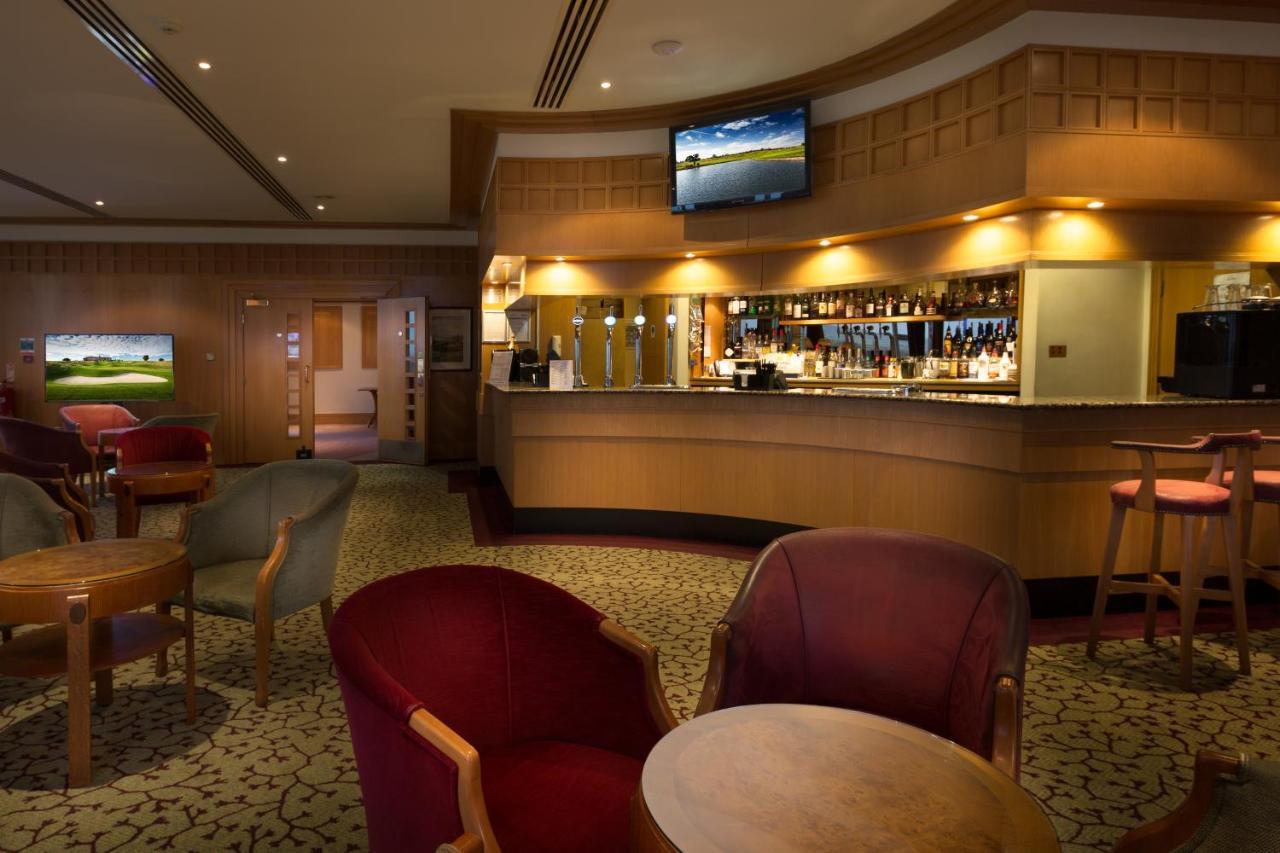The Oxfordshire Golf & Spa Hotel Thame Exterior foto